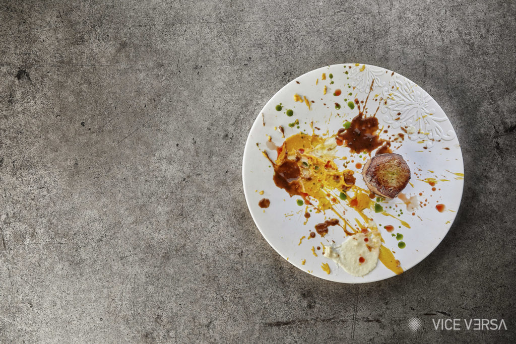 creative plating top view photo