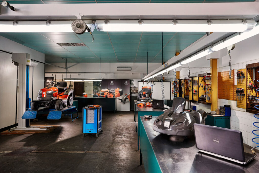 Repair and technical service area at Papadopoulos SA