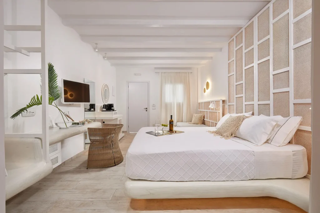 Boutique suites project in Santorini